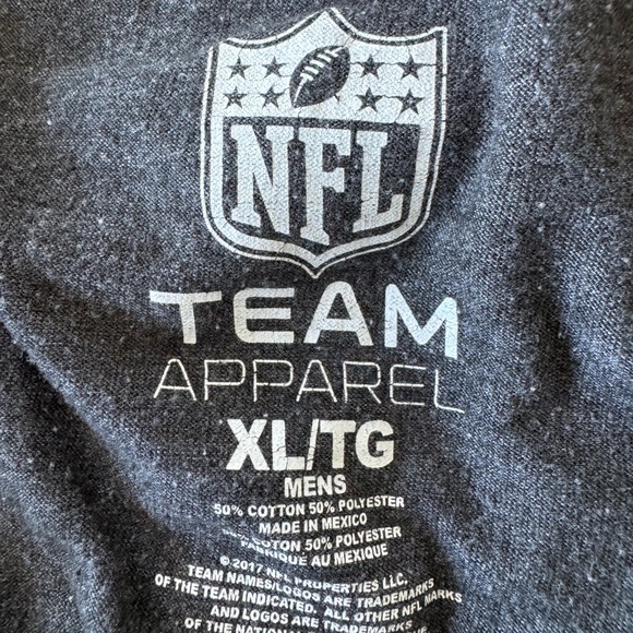 ❤️3/$30 NFL Steelers T-shirt - Picture 5 of 5